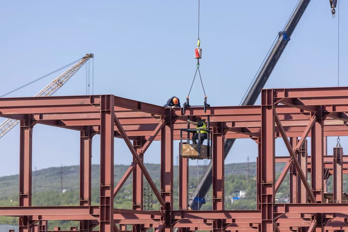 Crane Permits in Chicago: Buildings, CDOT and the FAA